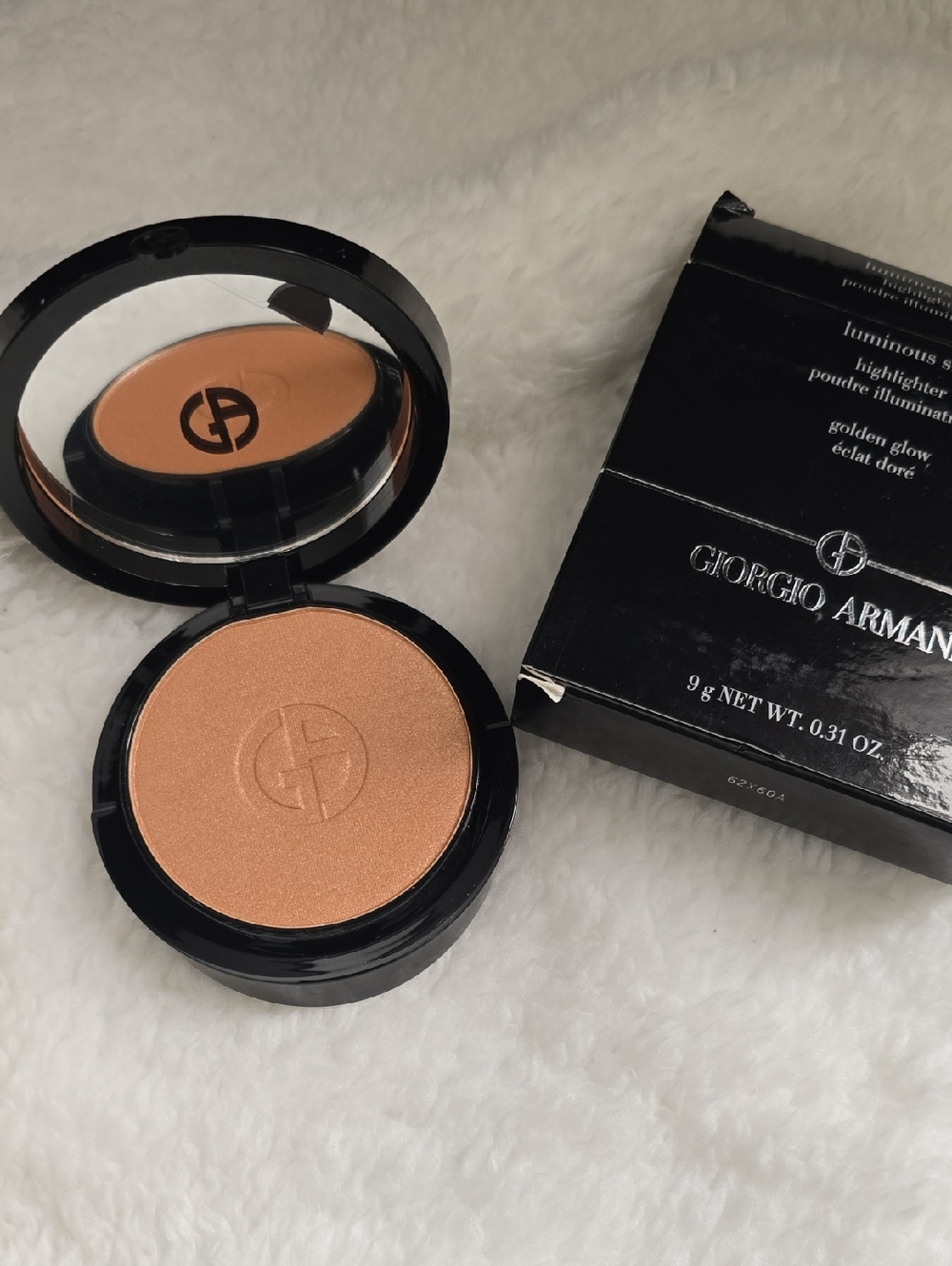 Giorgio Armani Luminous Silk Highlighter - Golden Gold